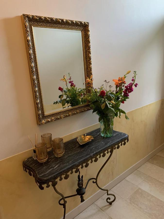 De Pronkkamer Leeuwarden Dış mekan fotoğraf